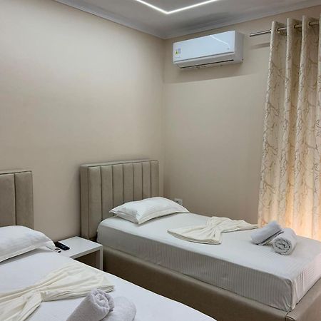 Vila Qyteza Korcza Zewnętrze zdjęcie